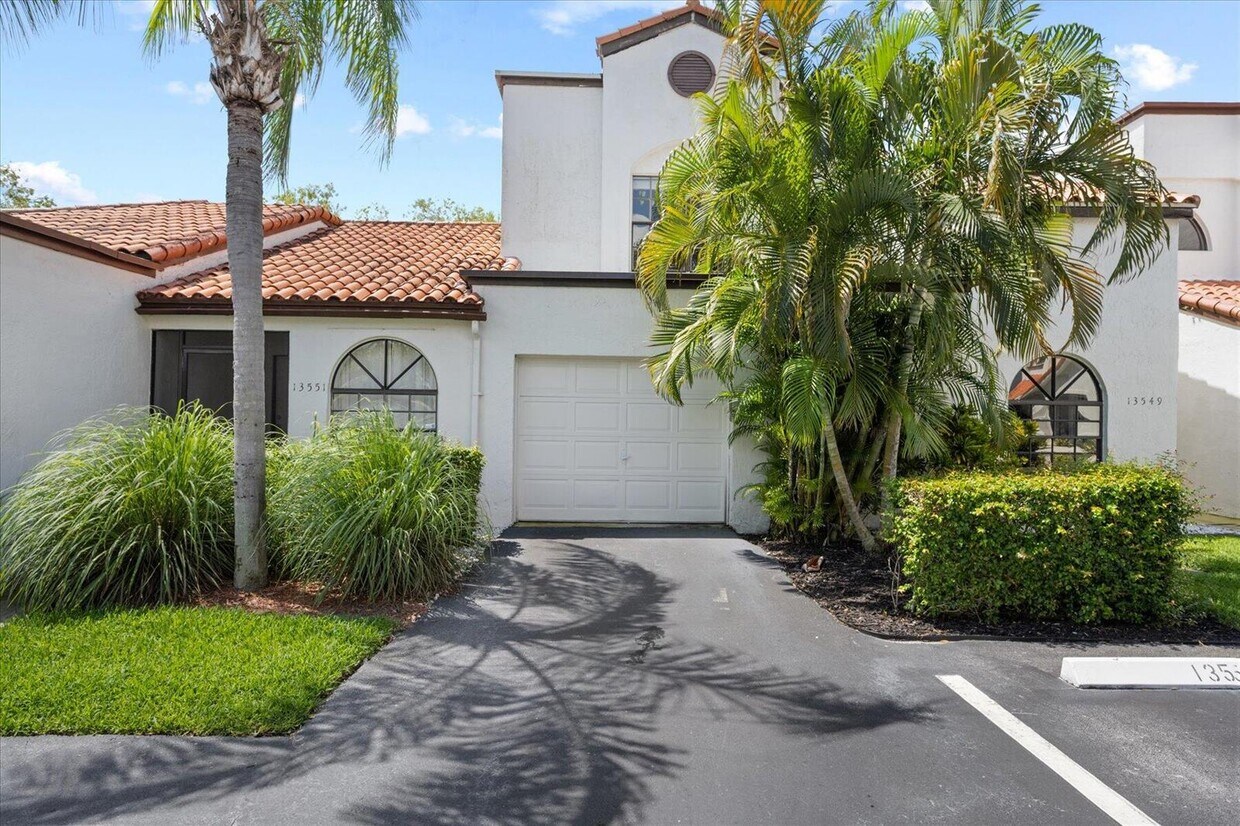 Foto principal - 13549 Fountain View Blvd