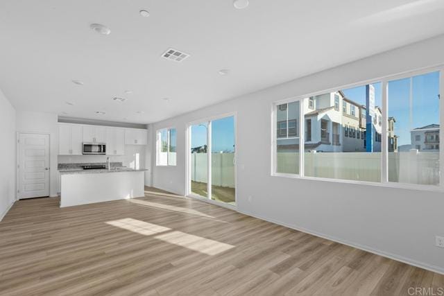Building Photo - 28115 Ashtree St