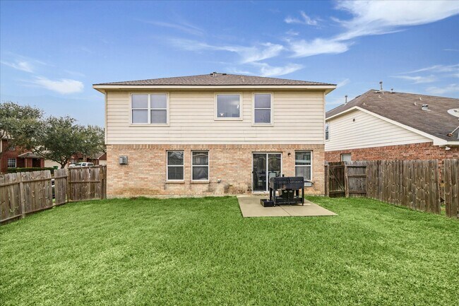 Foto del edificio - 17923 Hollow Hill Ln