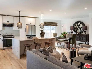 Foto del edificio - 4328 Edenhurst Ave