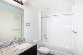 B2 - Bathroom - Polaris