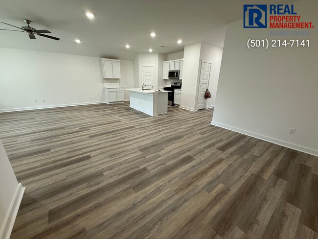 Foto del edificio - 4340 Sloan Dr