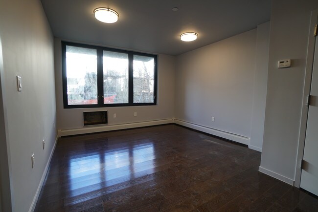 Foto del edificio - 425 E 154th St