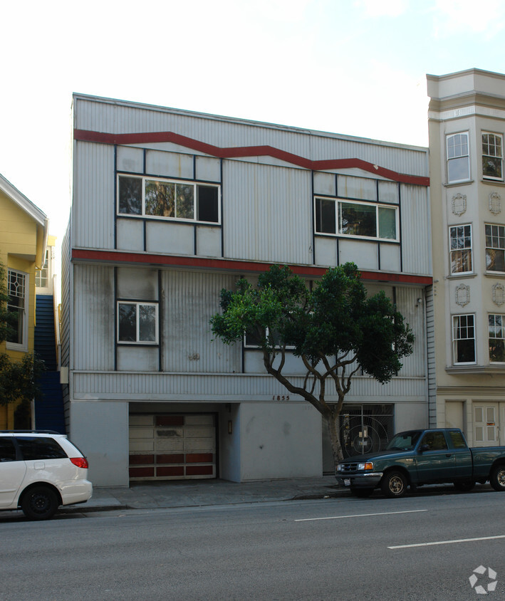 Foto principal - 1855 Oak St