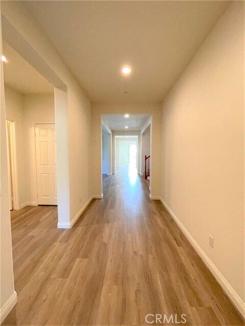 Foto del edificio - 4864 Highview St