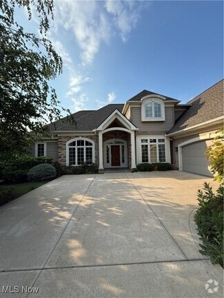 Building Photo - 4205 Symphony Ln
