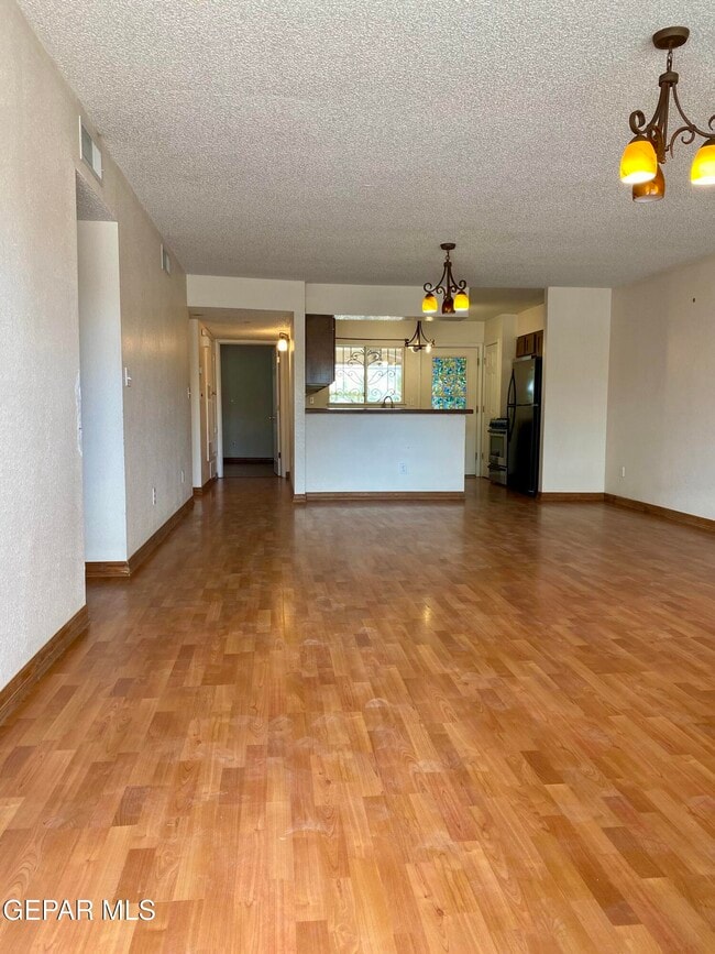 Building Photo - 2205 King James Pl