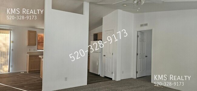 Building Photo - 3 Bedroom 2 Bath-6082 E Ship Rock Drive