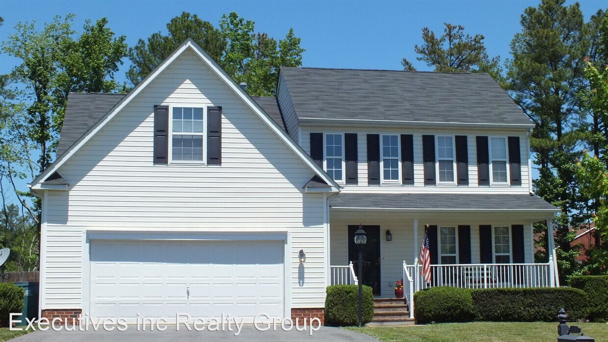 Primary Photo - 4 br, 2.5 bath House - 1564 Oakland Chase ...