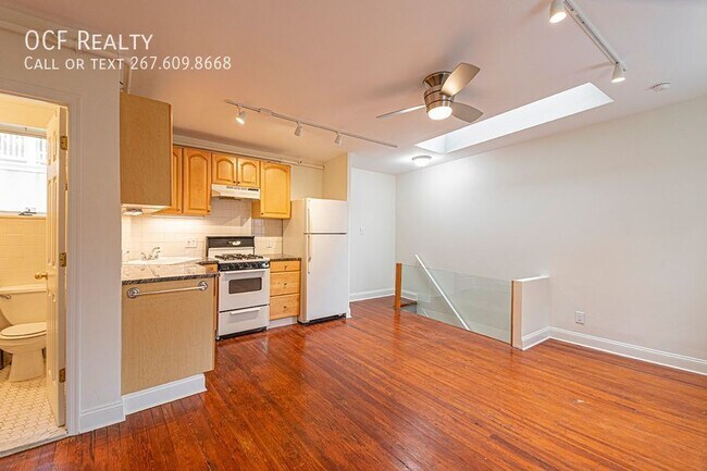 Building Photo - 403 S 23rd St