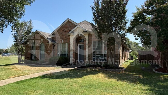 Foto del edificio - 12346 Red Hawk Dr