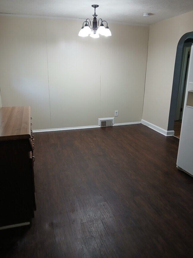 Foto del edificio - 4931 Fielding Way