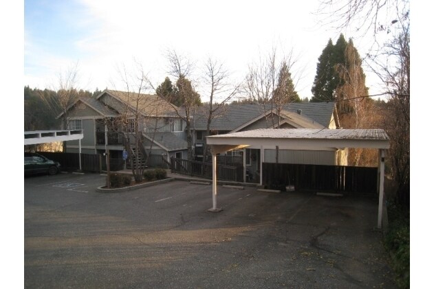 Foto del edificio - 329 E Maryland Dr