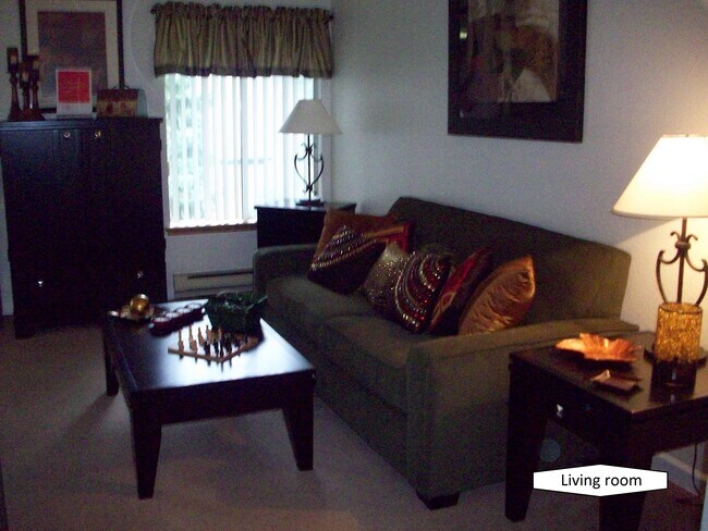 Foto del edificio - Hunters Glen Apartments