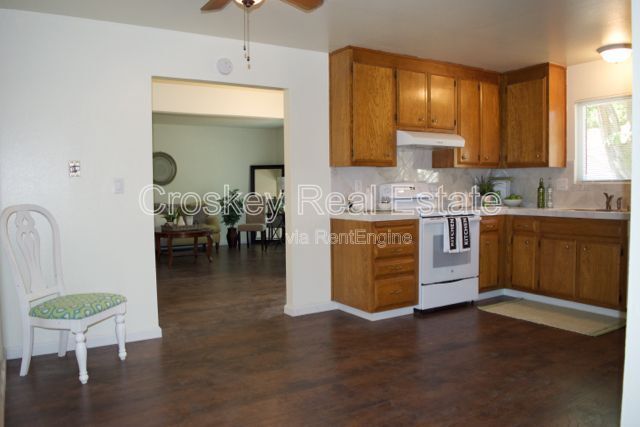 Foto del edificio - 1132 Adobe Pl