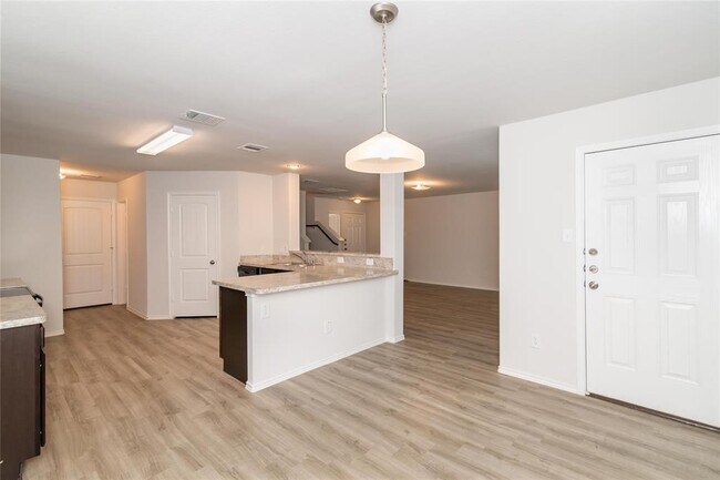 Foto del edificio - 1224 Narrow Heights Dr