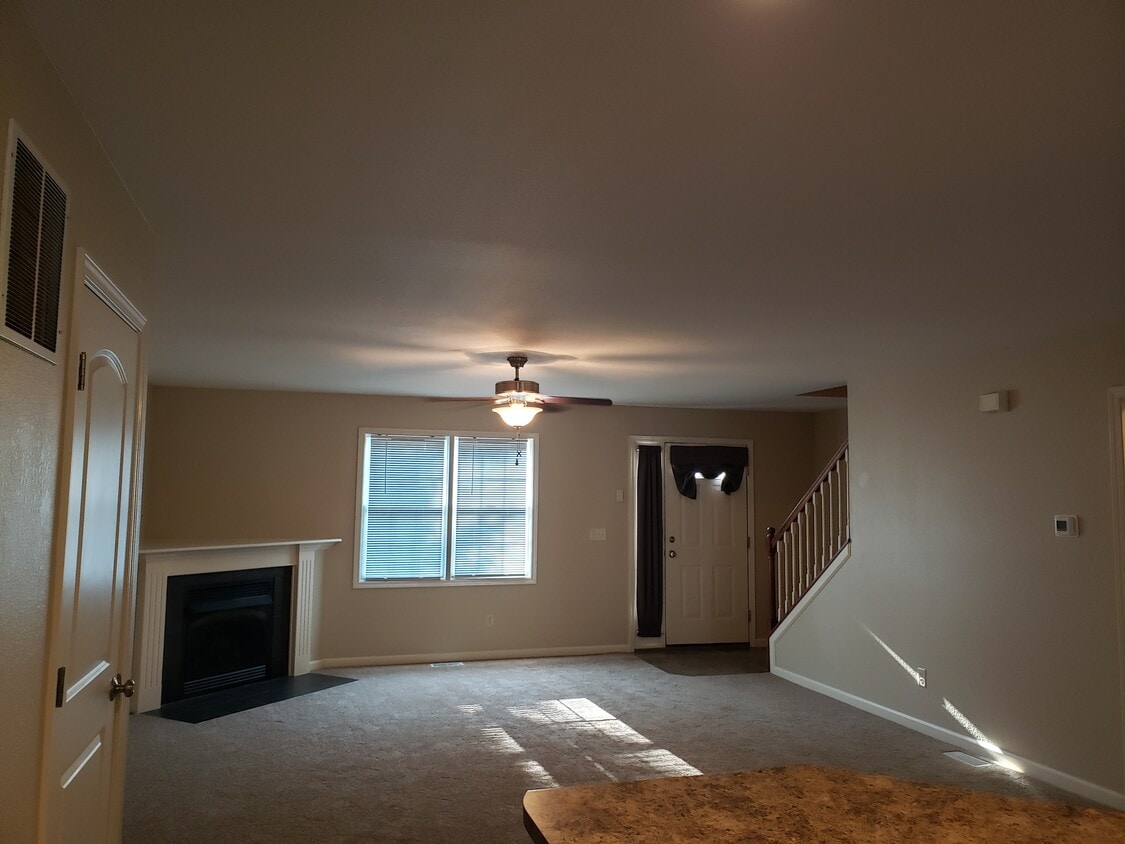 Primary Photo - 1726 Glenbridge Rd