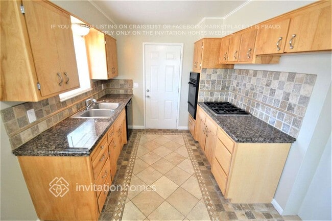 Foto del edificio - 801 Morgan Ln