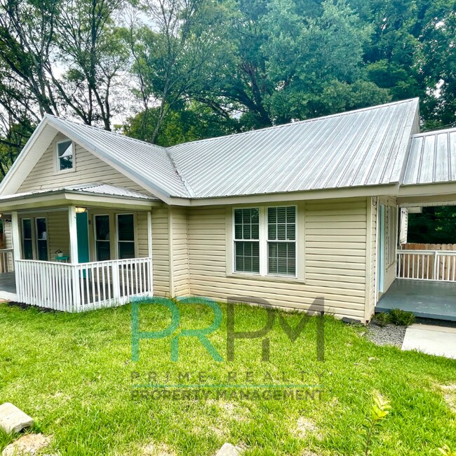 18 Linton St, Greenville, SC 29611 House Rental in Greenville, SC