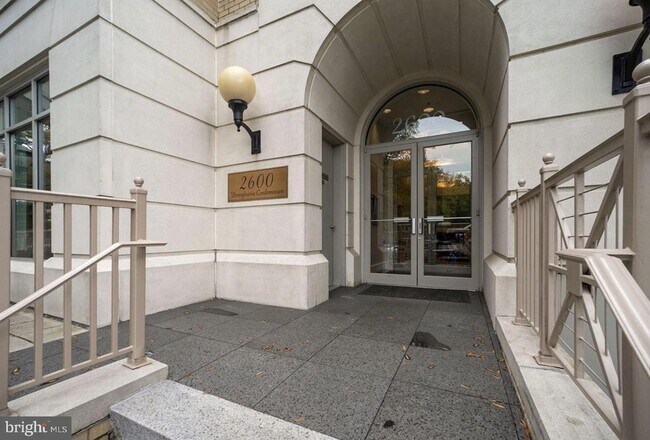 Foto del edificio - 2600 Pennsylvania Ave NW