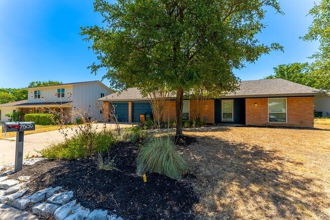 Foto del edificio - 7509 Eastcrest Dr