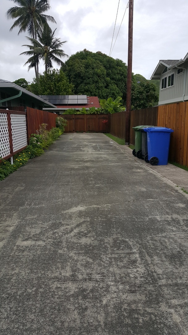 Building Photo - Single Family Home in Kailua