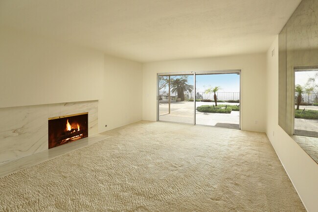 Building Photo - 300 Wonderview Dr
