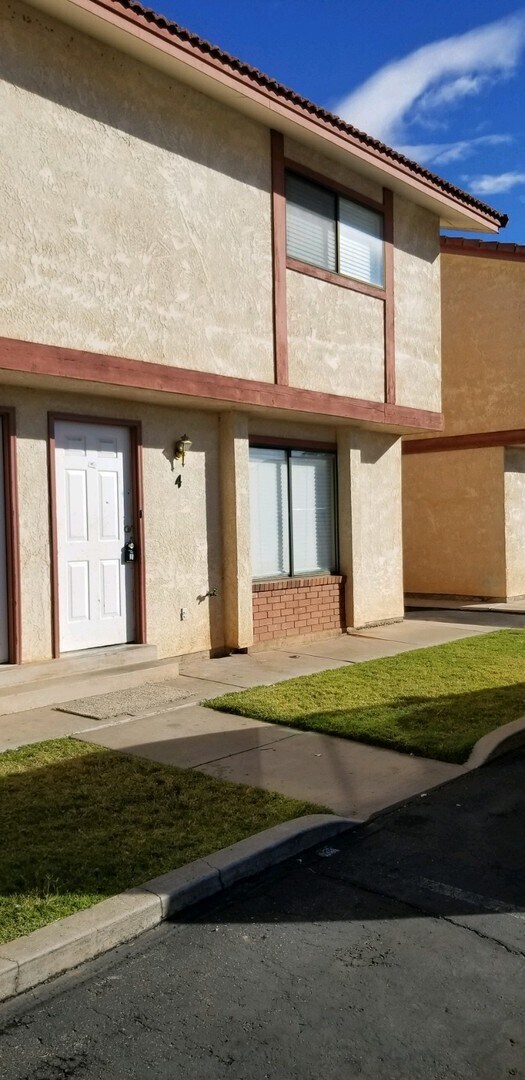 Foto del edificio - Downtown Town Home