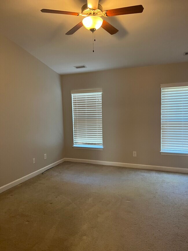 Building Photo - 767 Samuel Cary Dr