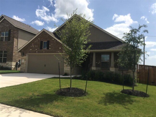 Building Photo - 2917 Diego Dr