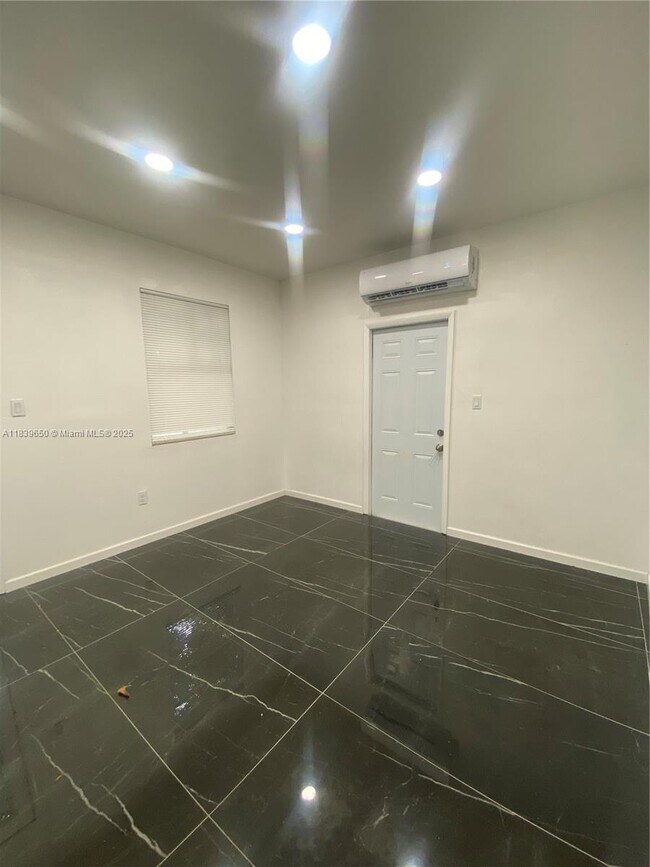 Foto del edificio - 18290 SW 294th St