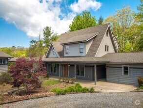 Building Photo - 51 Mountain Tea Ln