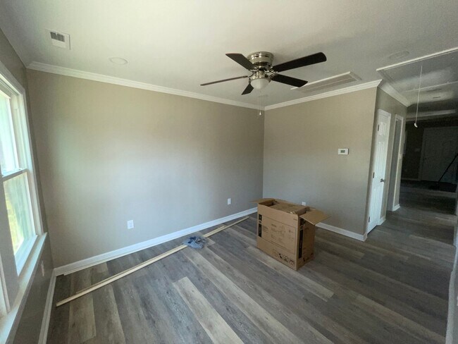 Foto del edificio - 303 Freeman St SE