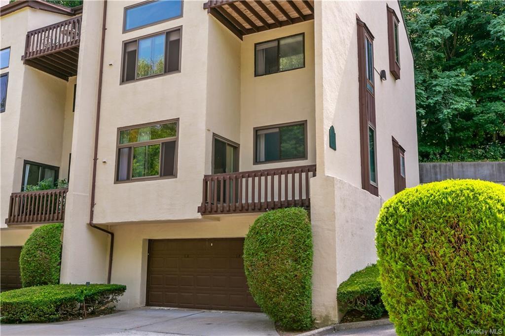 Foto principal - 343 N Greeley Ave