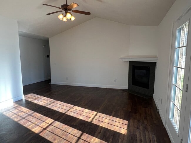 Building Photo - All Brick Home is Carver Woods