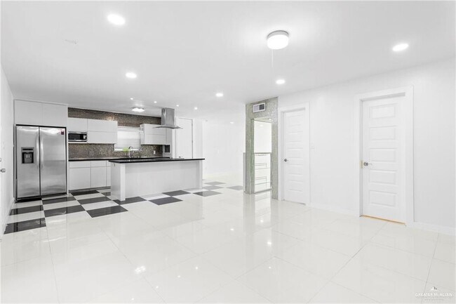 Foto del edificio - 27 W Dallas Ave