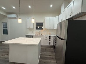 Building Photo - 354 Peralta St