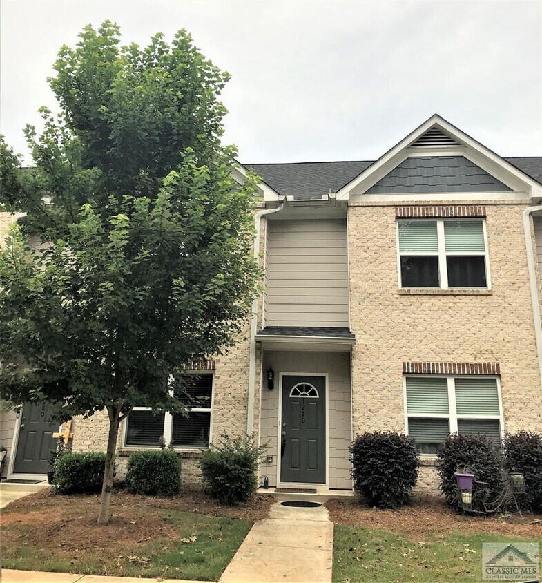 Primary Photo - 1270 Binghampton Cir