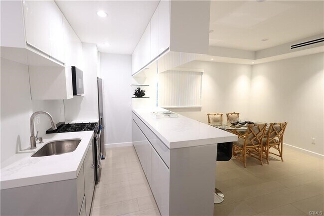Foto del edificio - 9315 White Oak Ave