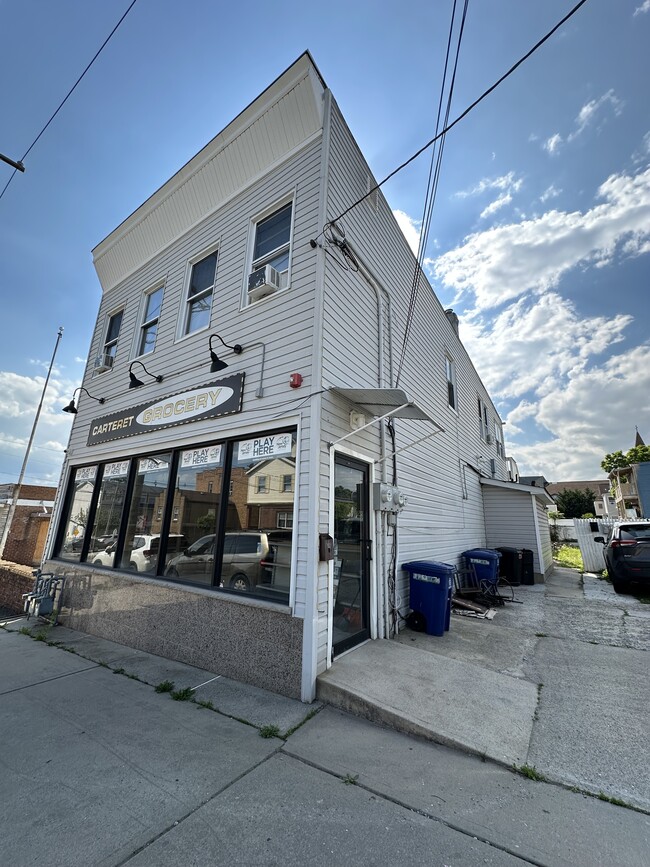 Foto del edificio - 321 Pershing Ave