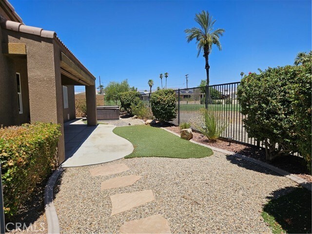 Building Photo - 43610 Elkhorn Trail