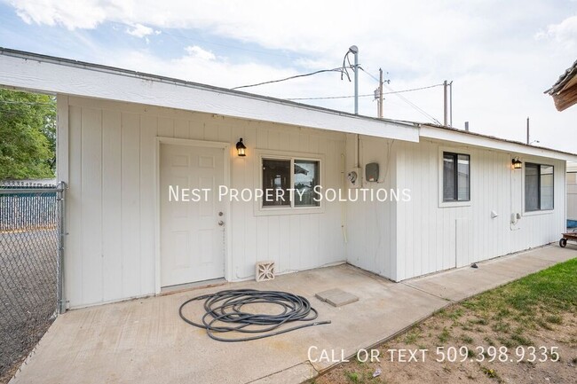 Foto del edificio - 1 bedroom 1 bathroom Unit in Soap Lake, WA