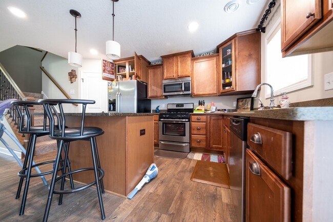 Building Photo - 3253 Lakewood Trl