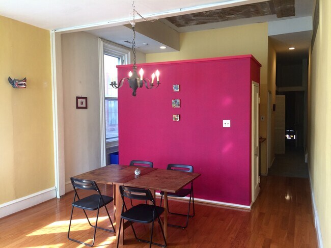 Foto del edificio - 1022 Spruce St
