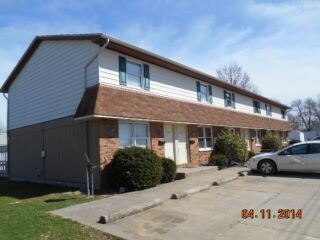 Primary Photo - 306 N Oak St