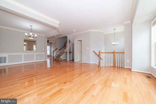 Building Photo - 5641 Sheals Ln
