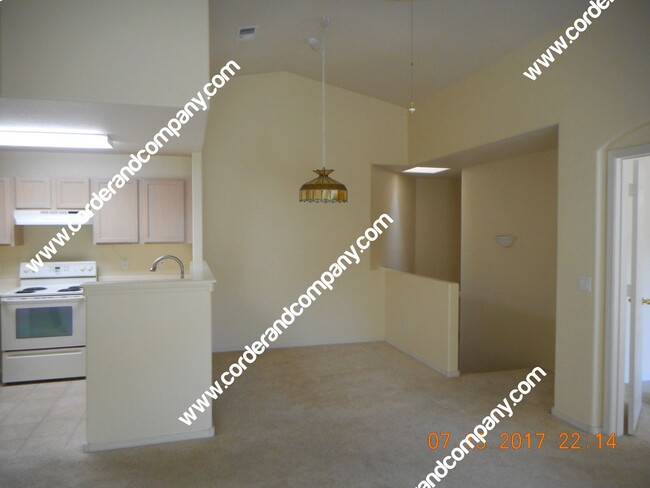 Foto del edificio - Nice 2 Bedroom, 1.5 Bathroom, Single Car G...