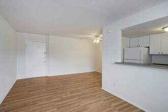 Building Photo - 3407 Graustark St