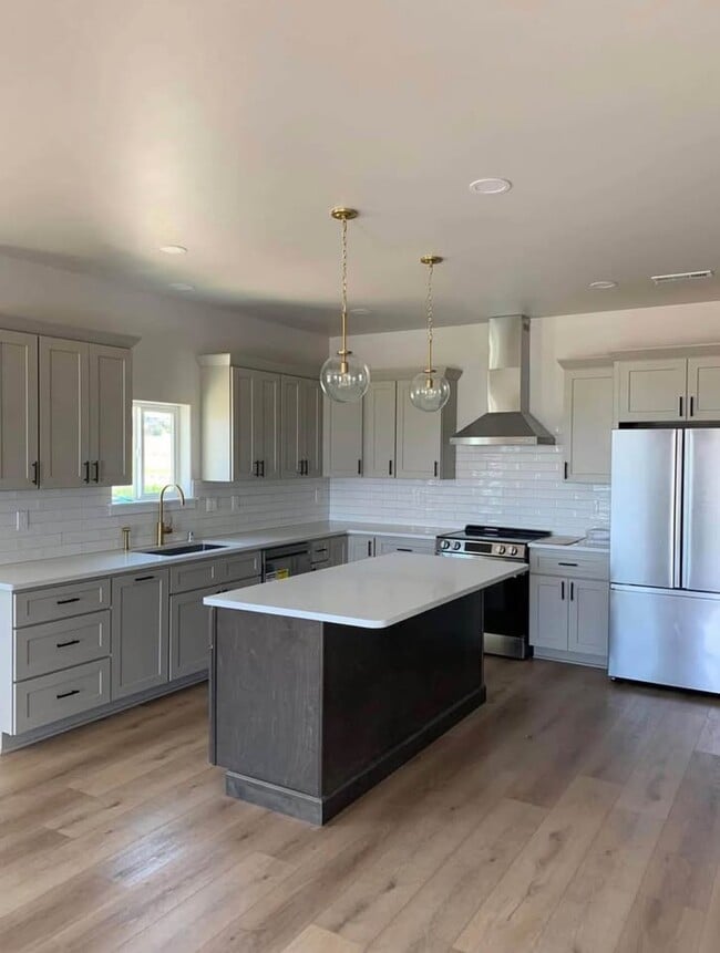 Building Photo - 6549 WA-262