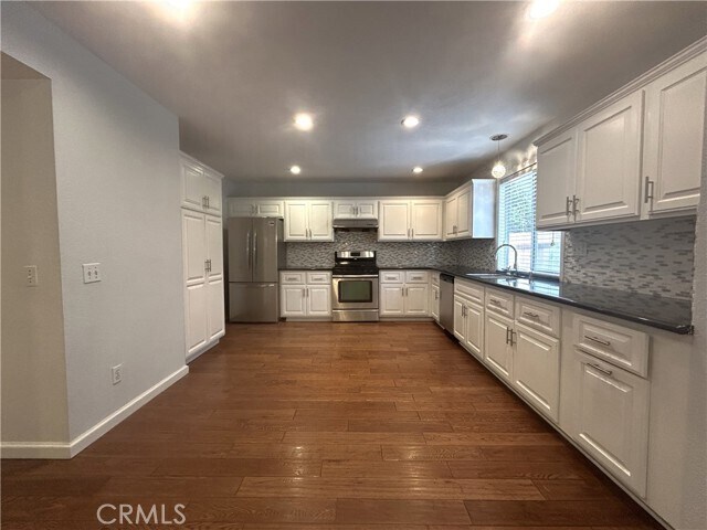 Foto del edificio - 4344 Stone Mountain Dr